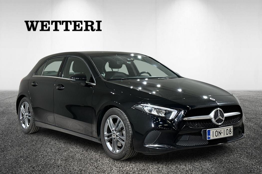 MERCEDES-BENZ A 2018