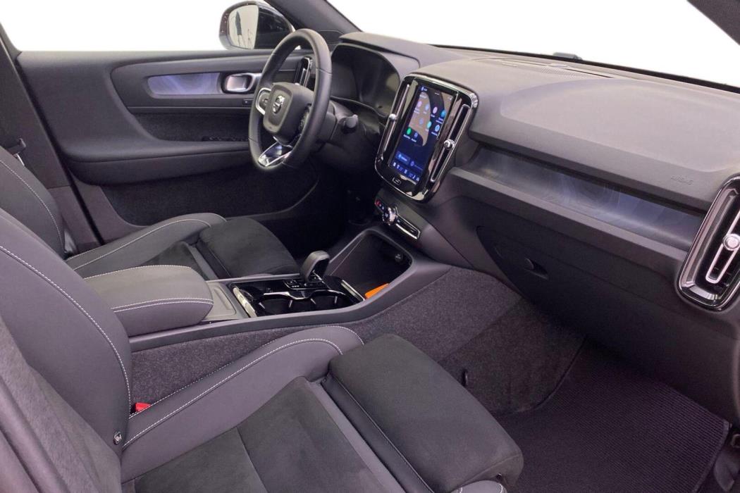 VOLVO C40 2023