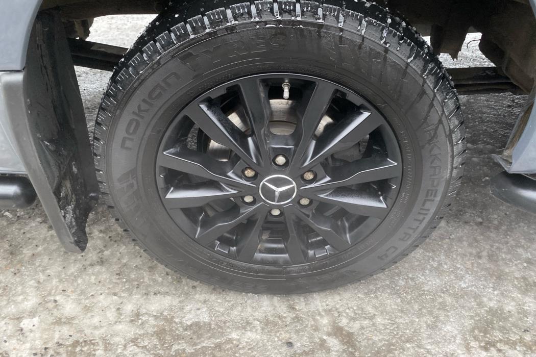 MERCEDES-BENZ Sprinter 2024