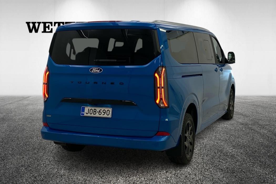 FORD Tourneo Custom 2025