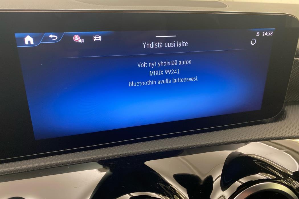 MERCEDES-BENZ CLA 2025