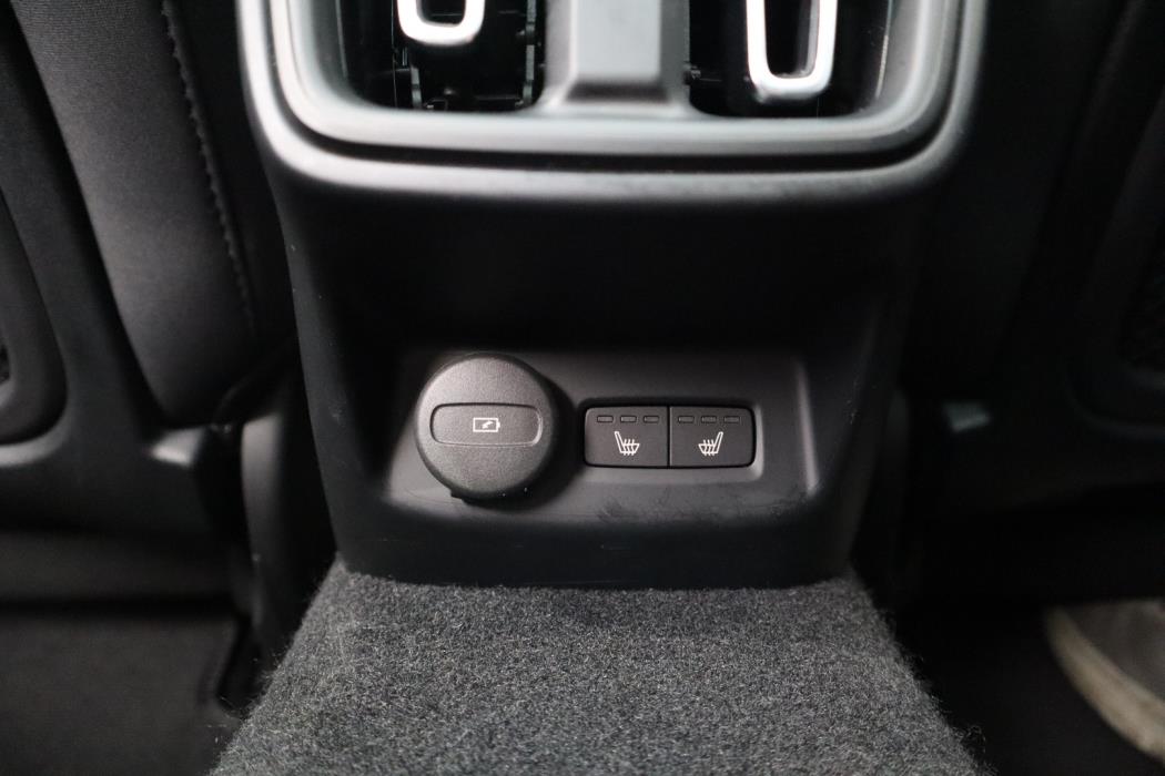POLESTAR 2 2024