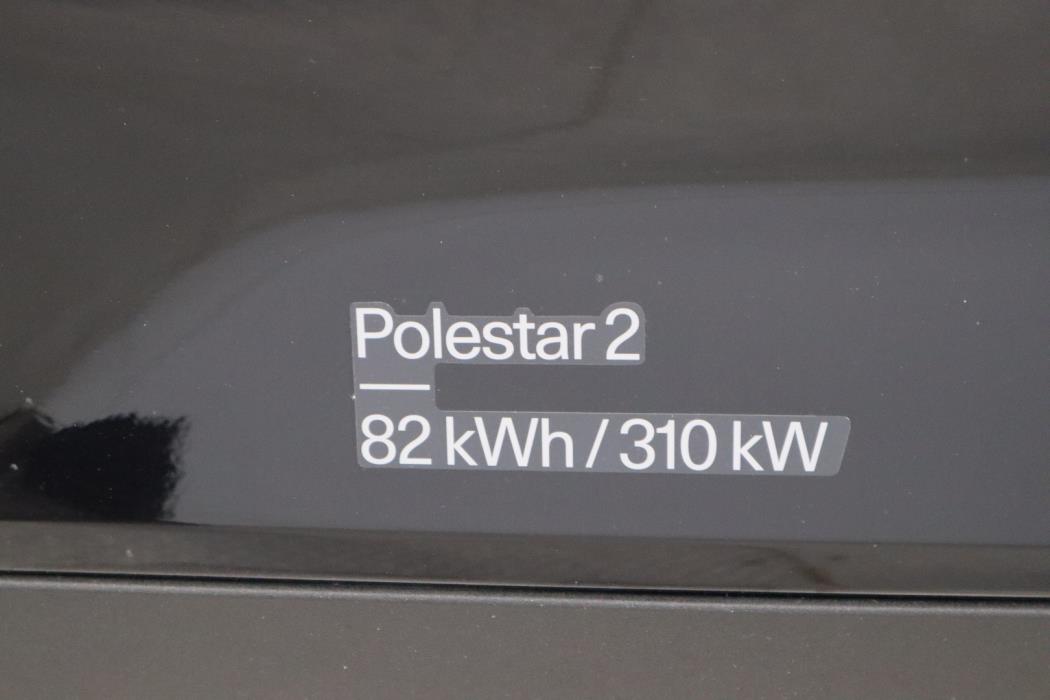 POLESTAR 2 2024