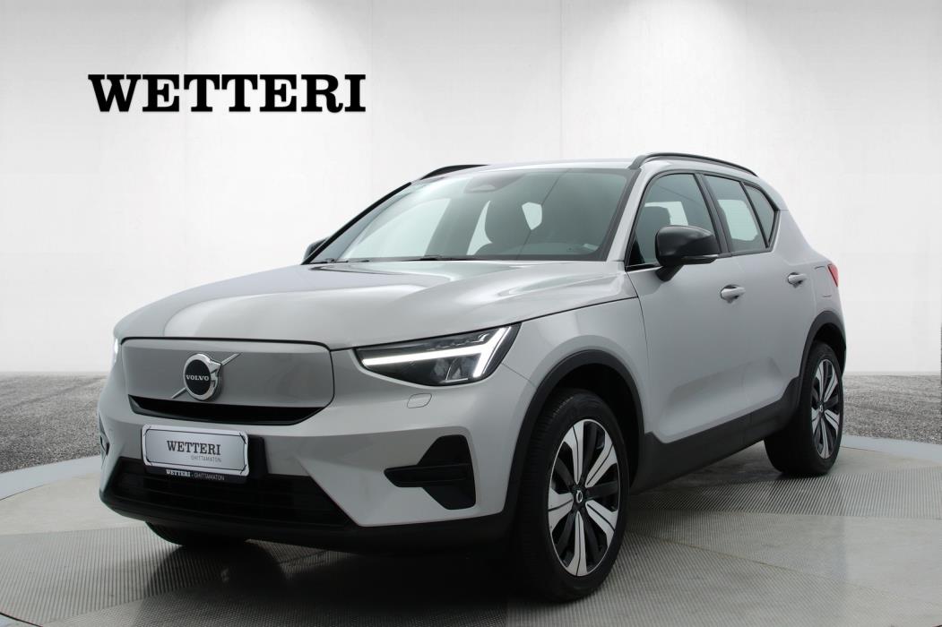 VOLVO XC40 2023