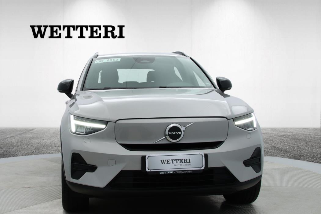 VOLVO XC40 2023