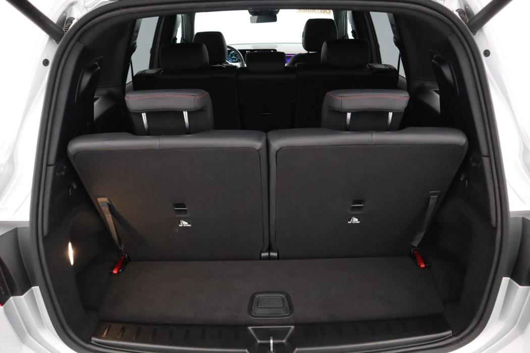 MERCEDES-BENZ EQB 2024