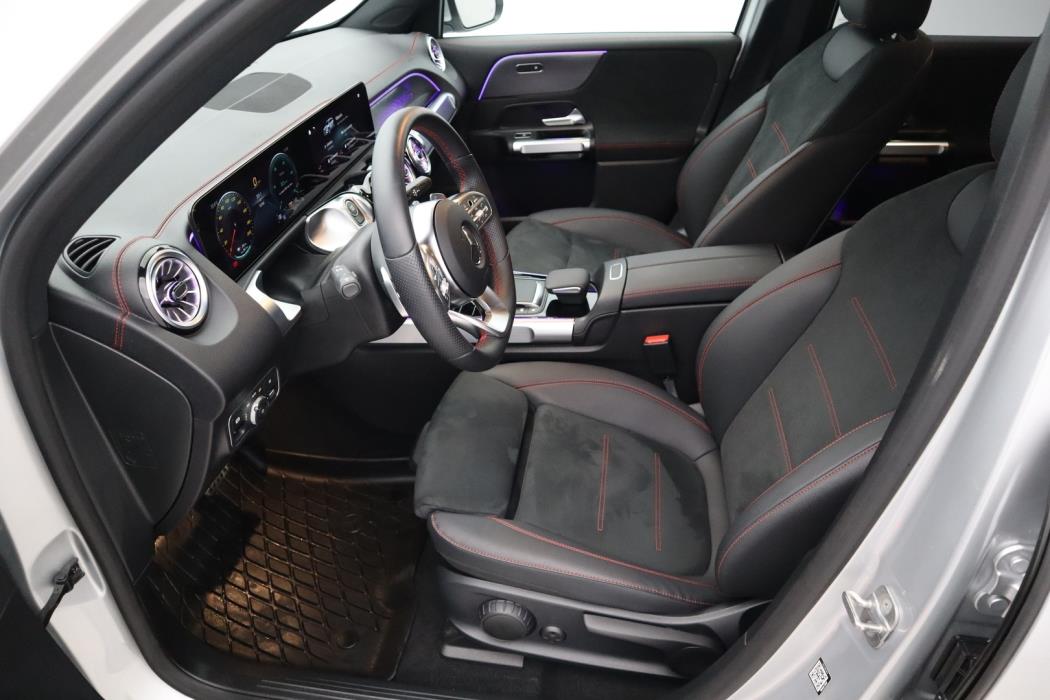 MERCEDES-BENZ EQB 2024