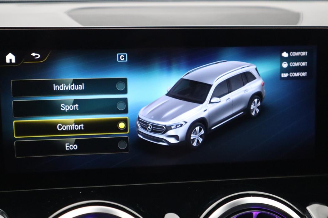 MERCEDES-BENZ EQB 2024