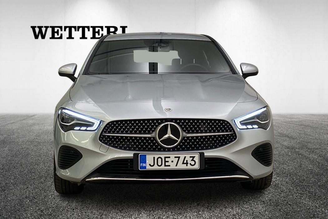 MERCEDES-BENZ CLA 2025