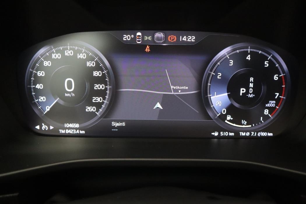 VOLVO XC40 2022