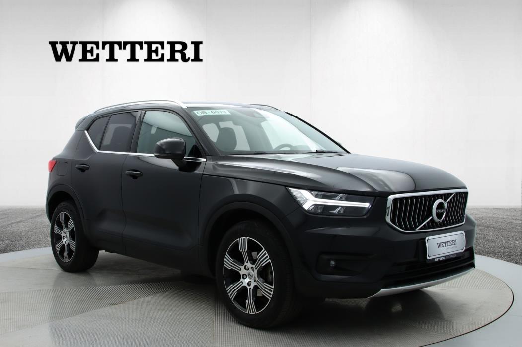 VOLVO XC40 2022