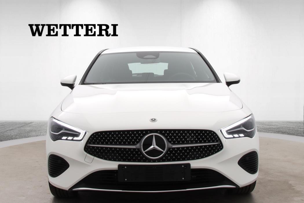 MERCEDES-BENZ CLA 2025