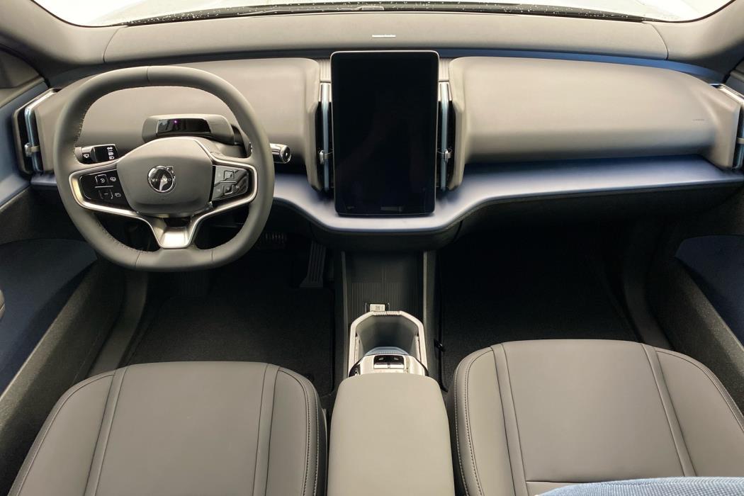 VOLVO EX30 2027