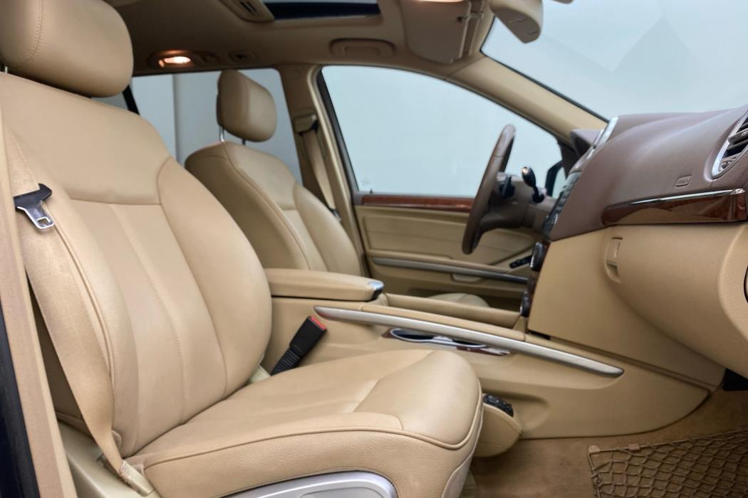 MERCEDES-BENZ GL 2011