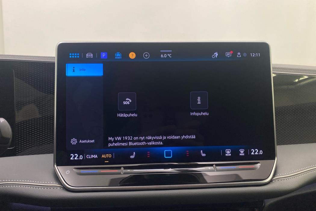 VOLKSWAGEN Passat 2024