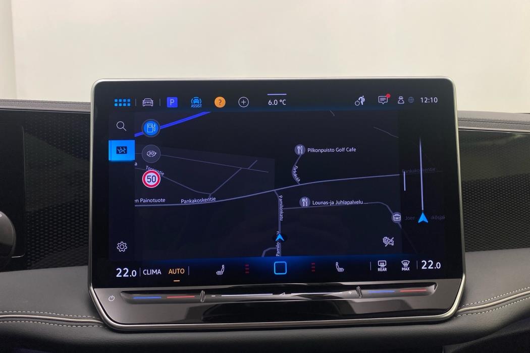 VOLKSWAGEN Passat 2024