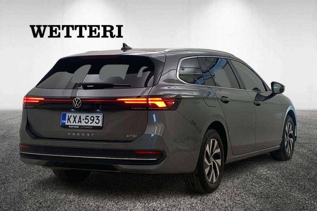 VOLKSWAGEN Passat 2024