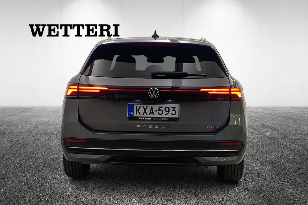 VOLKSWAGEN Passat 2024