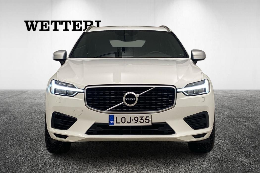 VOLVO XC60 2018