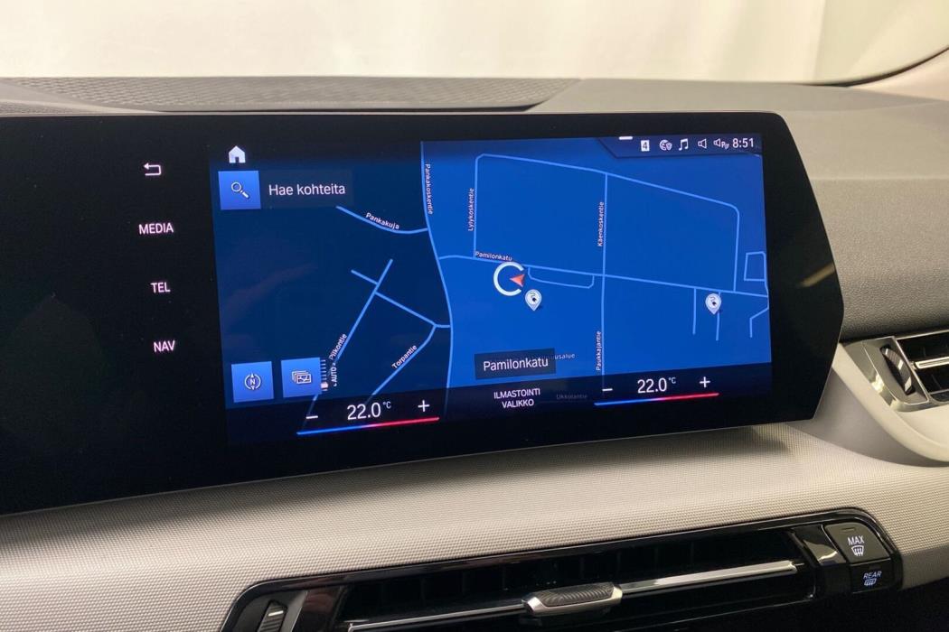 BMW 225 2022