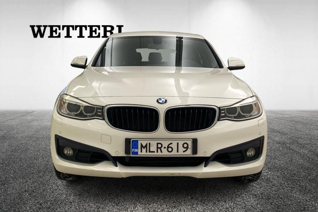 BMW 320 Gran Turismo 2013