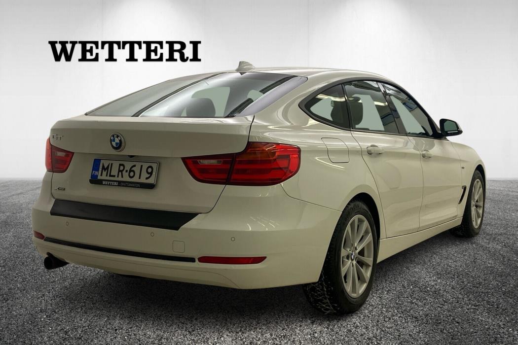 BMW 320 Gran Turismo 2013