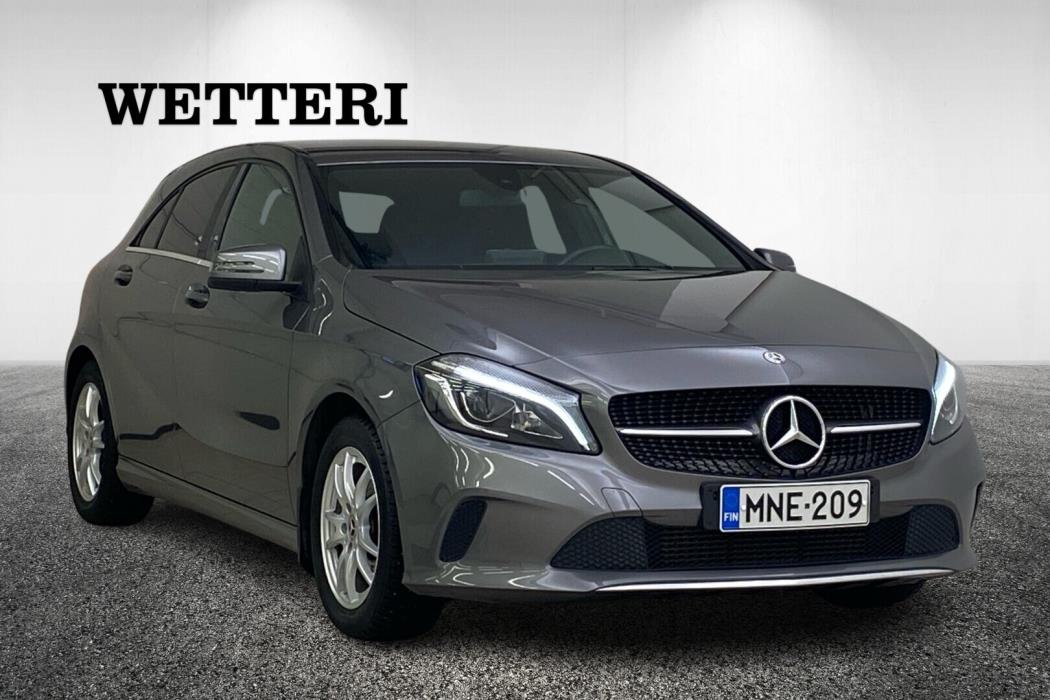 MERCEDES-BENZ A 2017