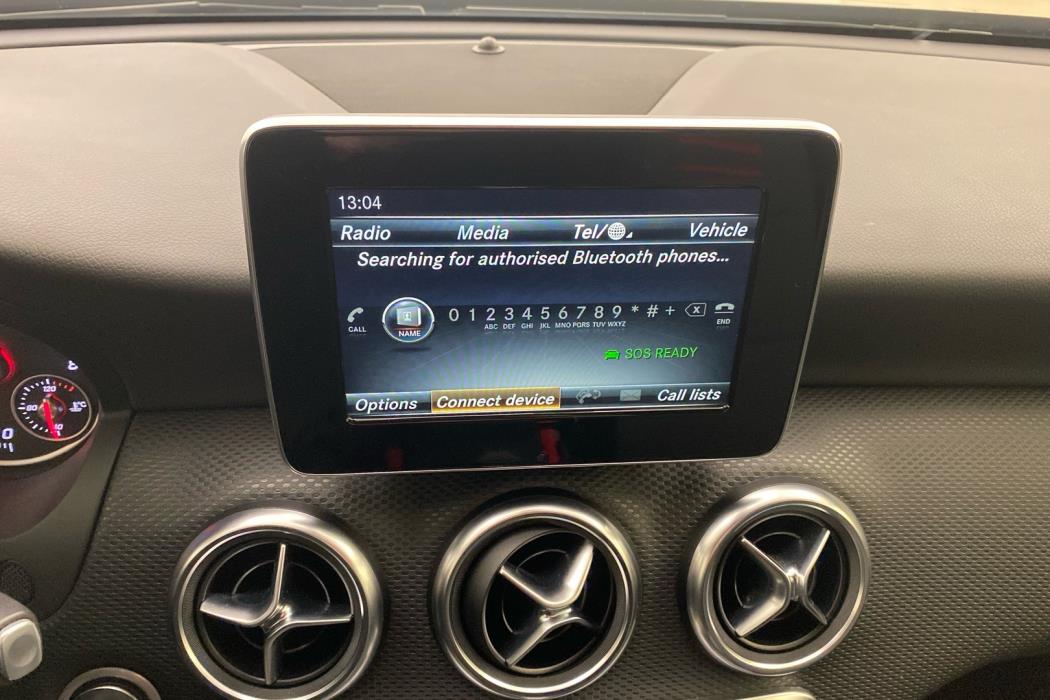 MERCEDES-BENZ A 2017