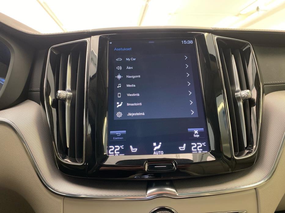 VOLVO XC60 2020