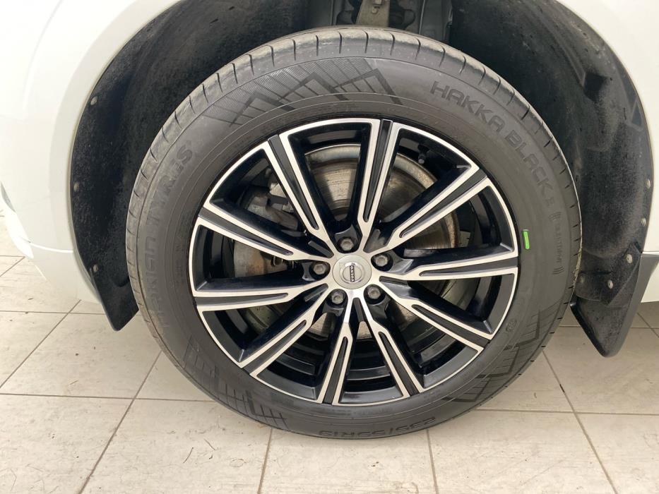 VOLVO XC60 2020