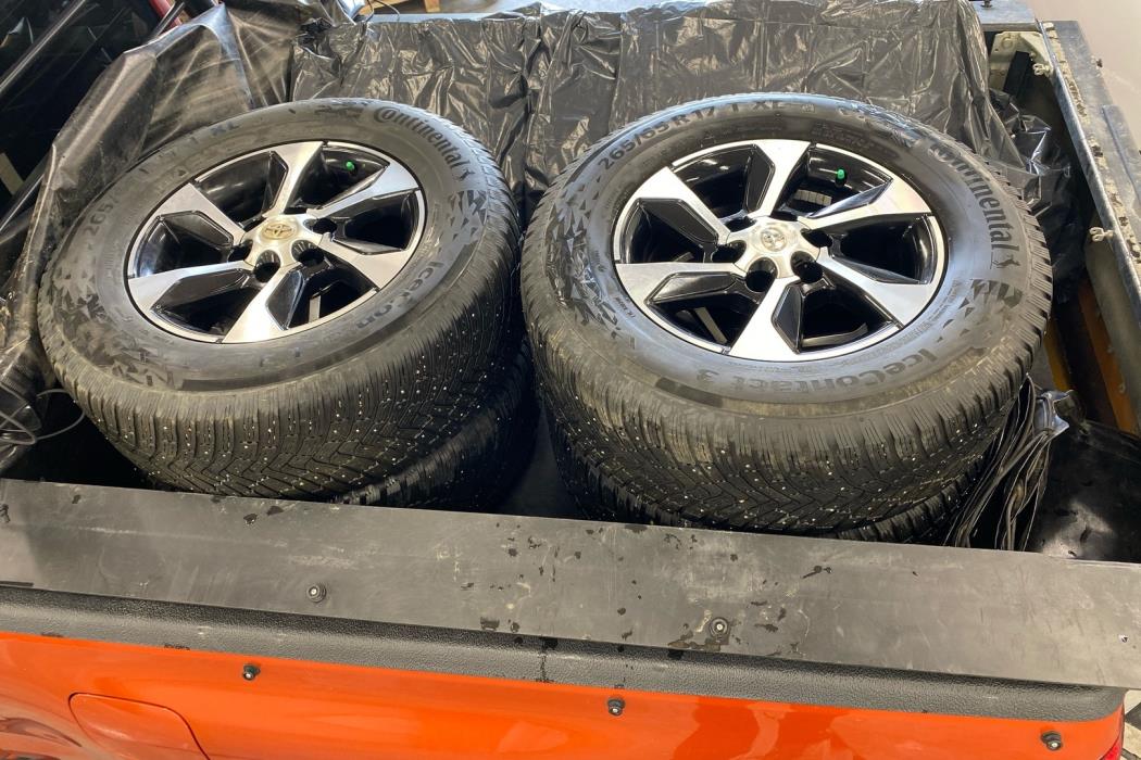 TOYOTA Hilux 2021