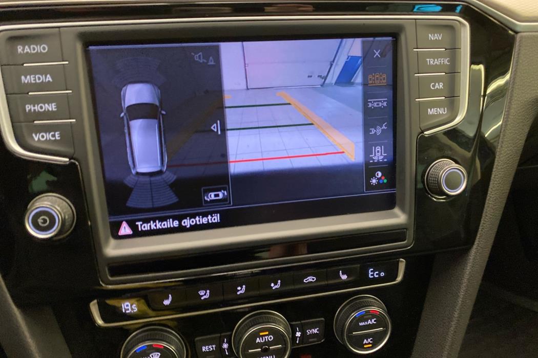VOLKSWAGEN Passat 2015