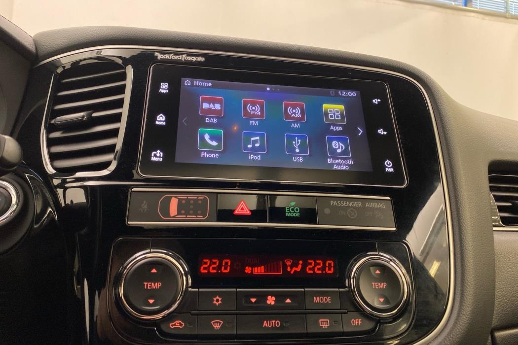 MITSUBISHI Outlander PHEV 2018