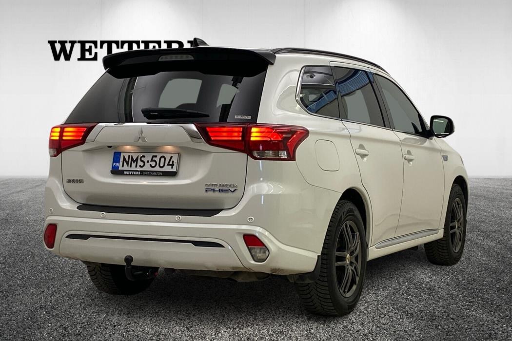 MITSUBISHI Outlander PHEV 2018