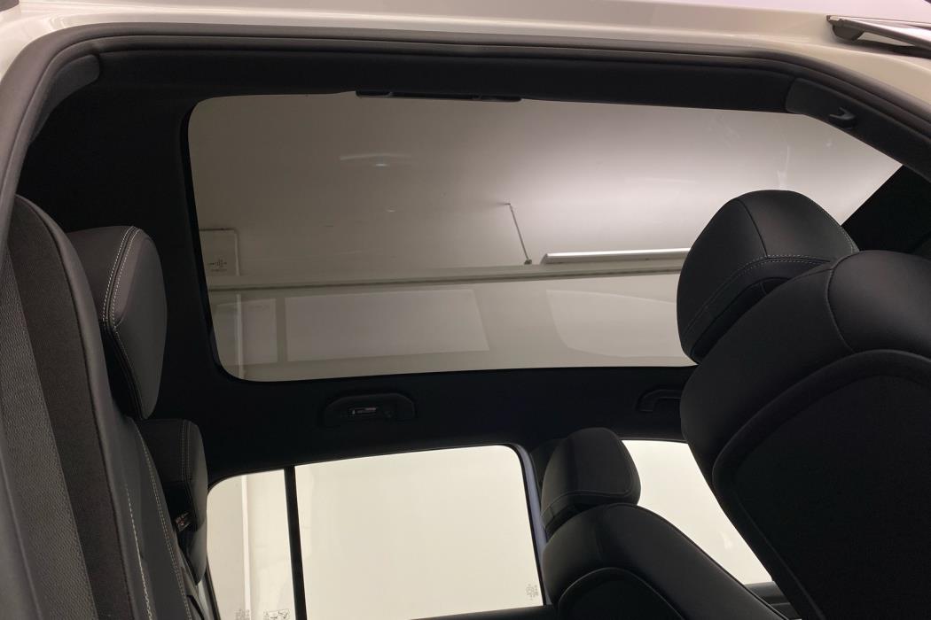 MERCEDES-BENZ GLB 2026