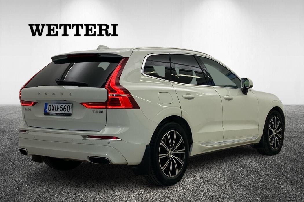 VOLVO XC60 2018