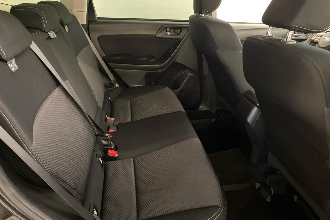 SUBARU Forester 2014