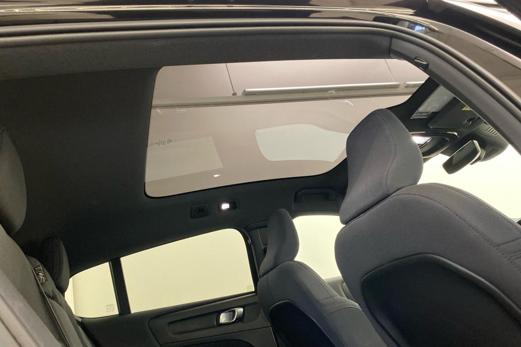 VOLVO C40 2023