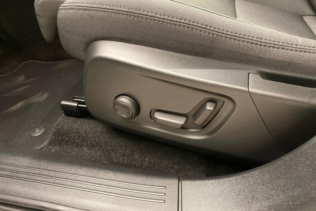 VOLVO C40 2023