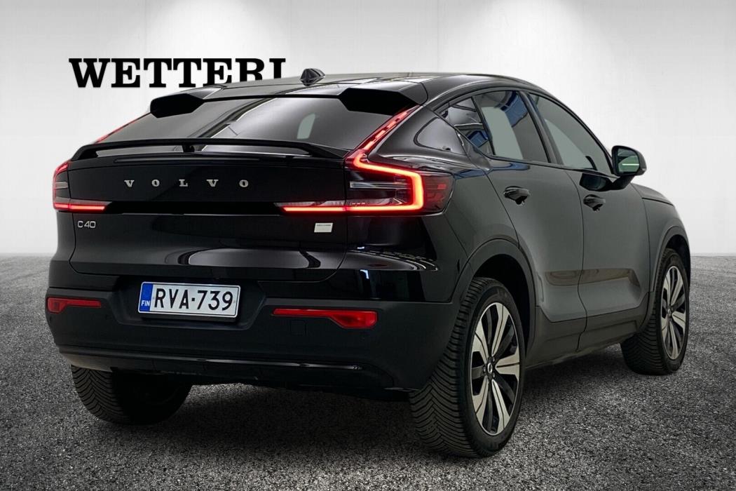 VOLVO C40 2023