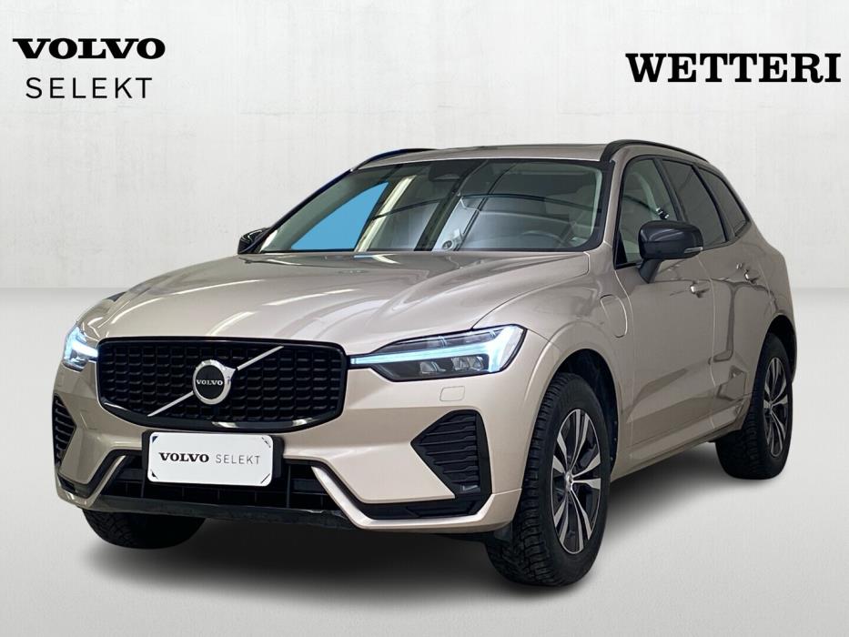 VOLVO XC60 2023