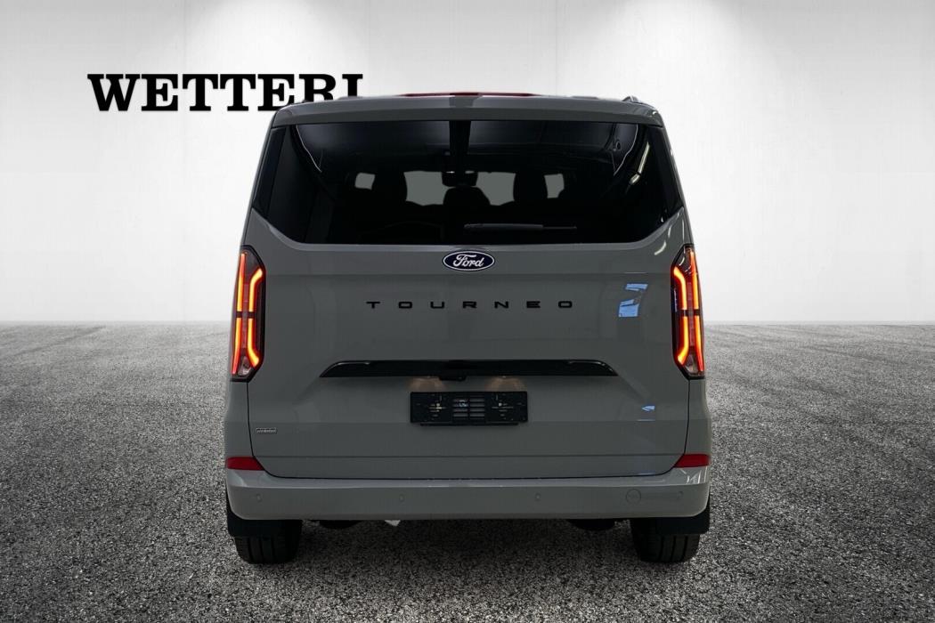 FORD Tourneo Custom 2026