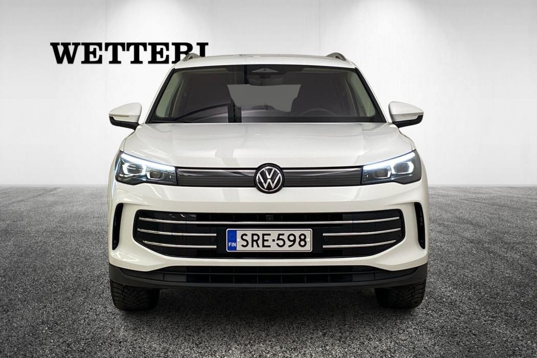 VOLKSWAGEN Tiguan 2024