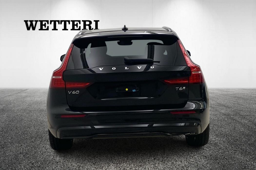 VOLVO V60 2025