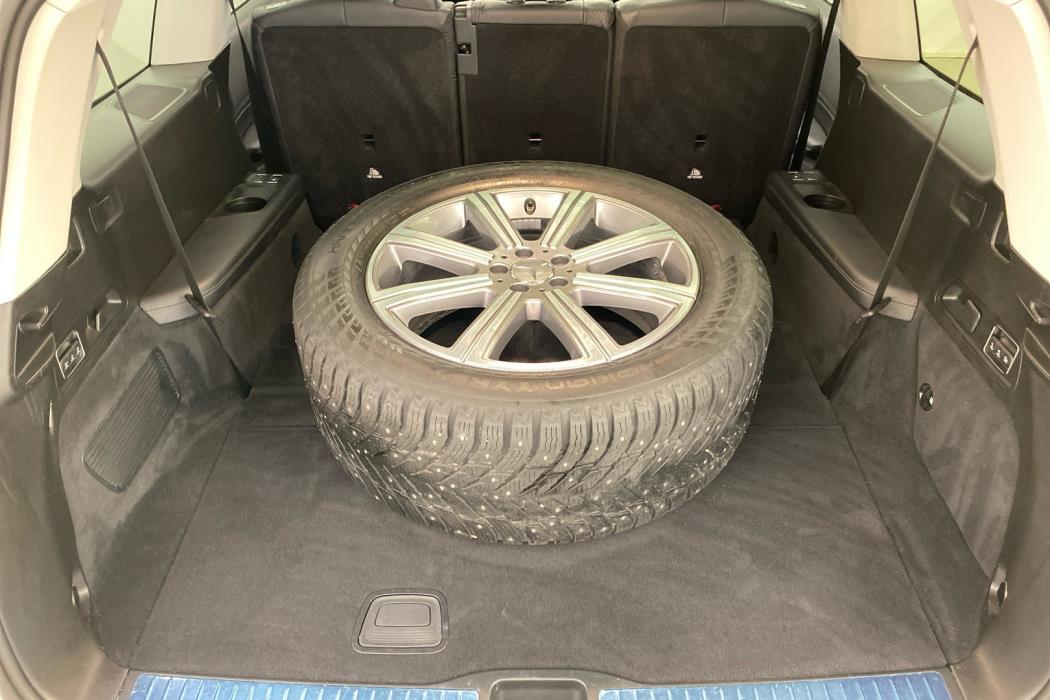 MERCEDES-BENZ GLS 2022