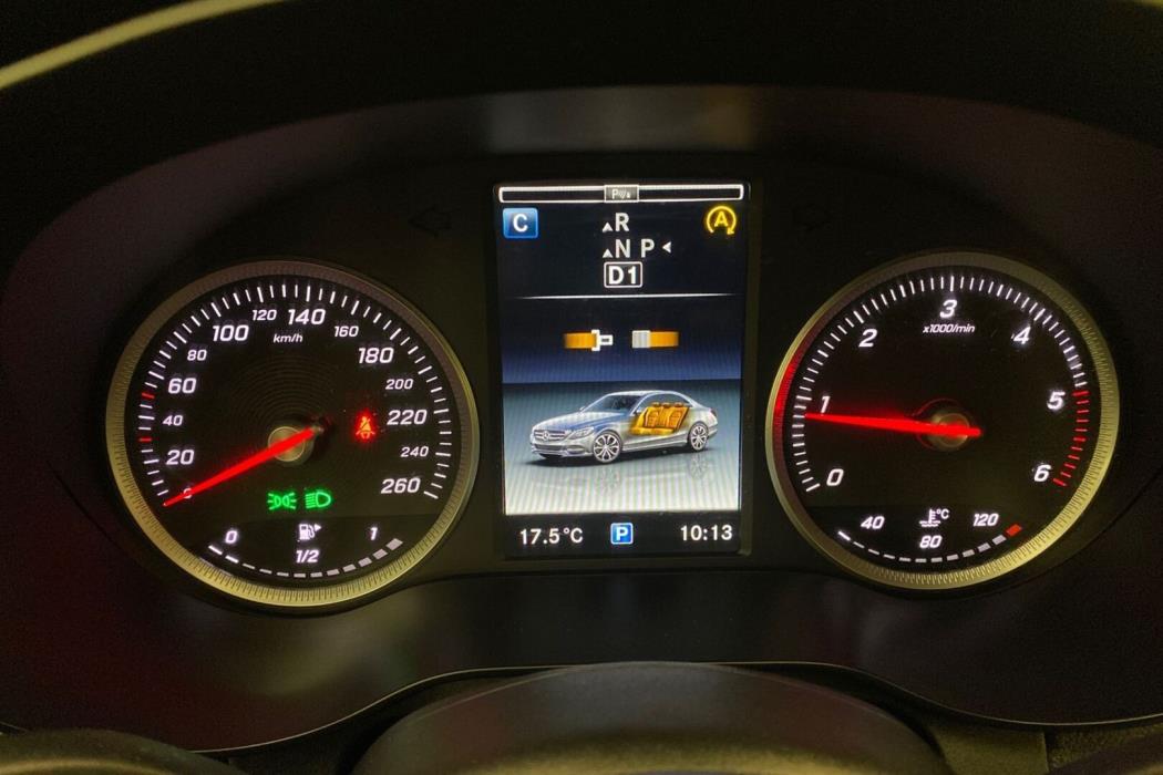 MERCEDES-BENZ C 2015