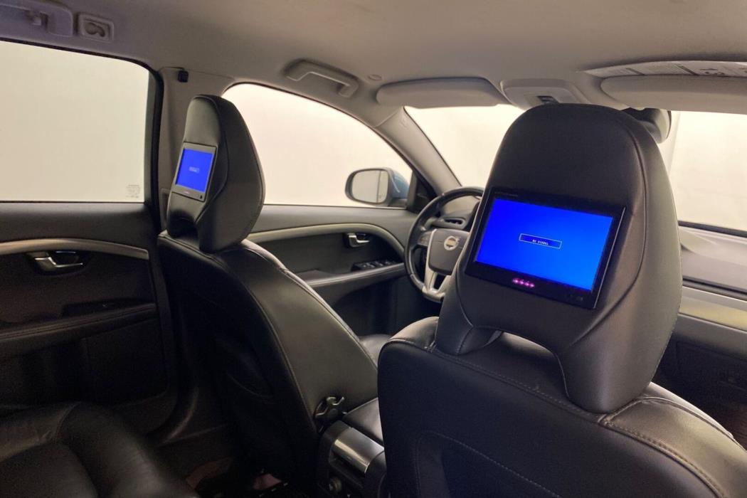 VOLVO V70 2014