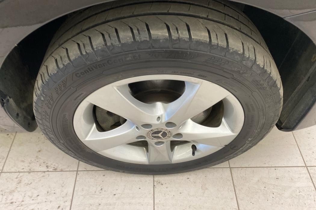 MERCEDES-BENZ Vito 2022