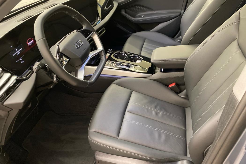 AUDI A5 2024
