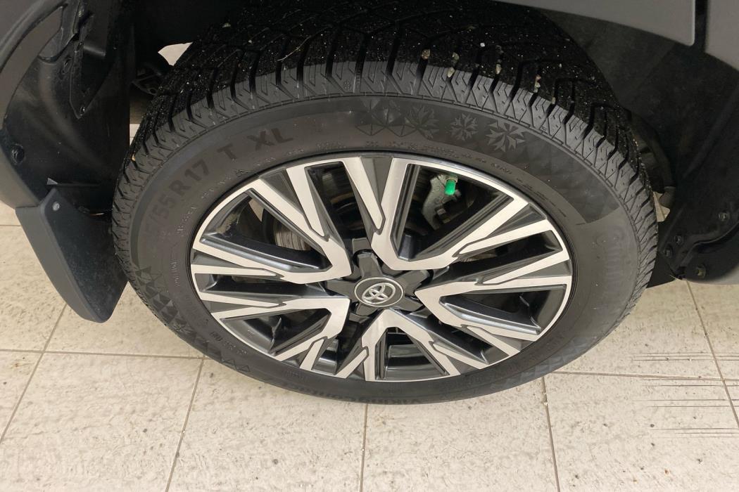 TOYOTA Yaris Cross 2022